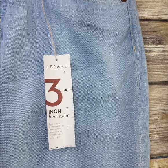 J Brand Seven Eights Jean Slim Fit Low Rise Womens Size 32X28 Light Wash Blue - Picture 4 of 13